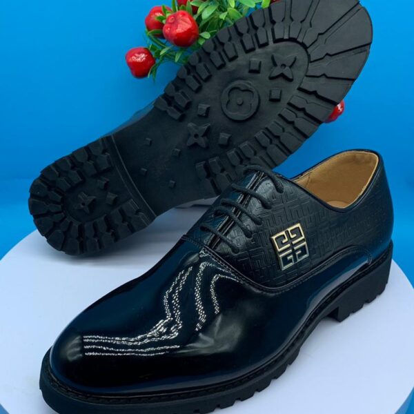 CHAUSSURE GIVENCHY CHIC