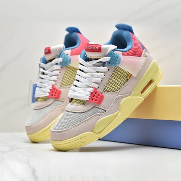 Tennis Jordan 4